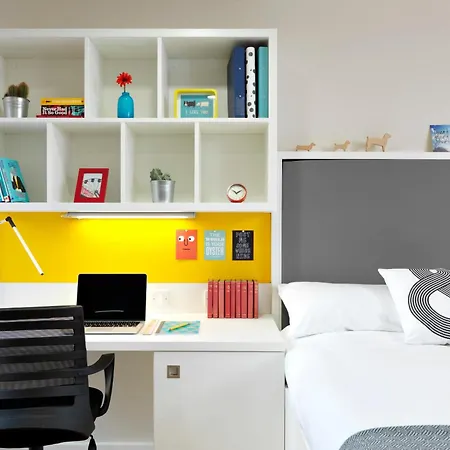 For Students Only - Modern Rooms In York