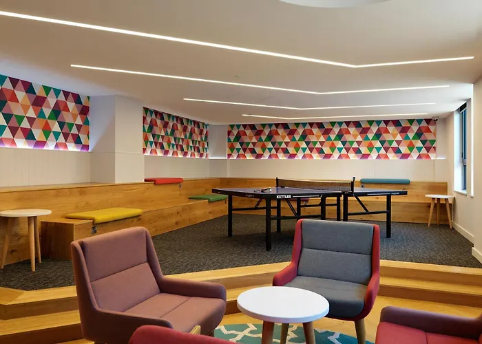 For Students Only - Student Castle Daire