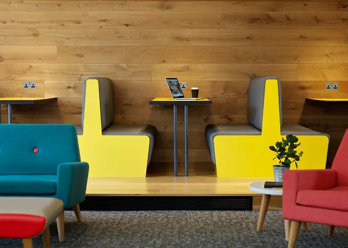 For Students Only - Student Castle Daire